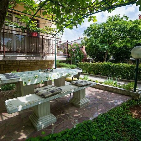Apartments Marija Пореч Екстериор снимка