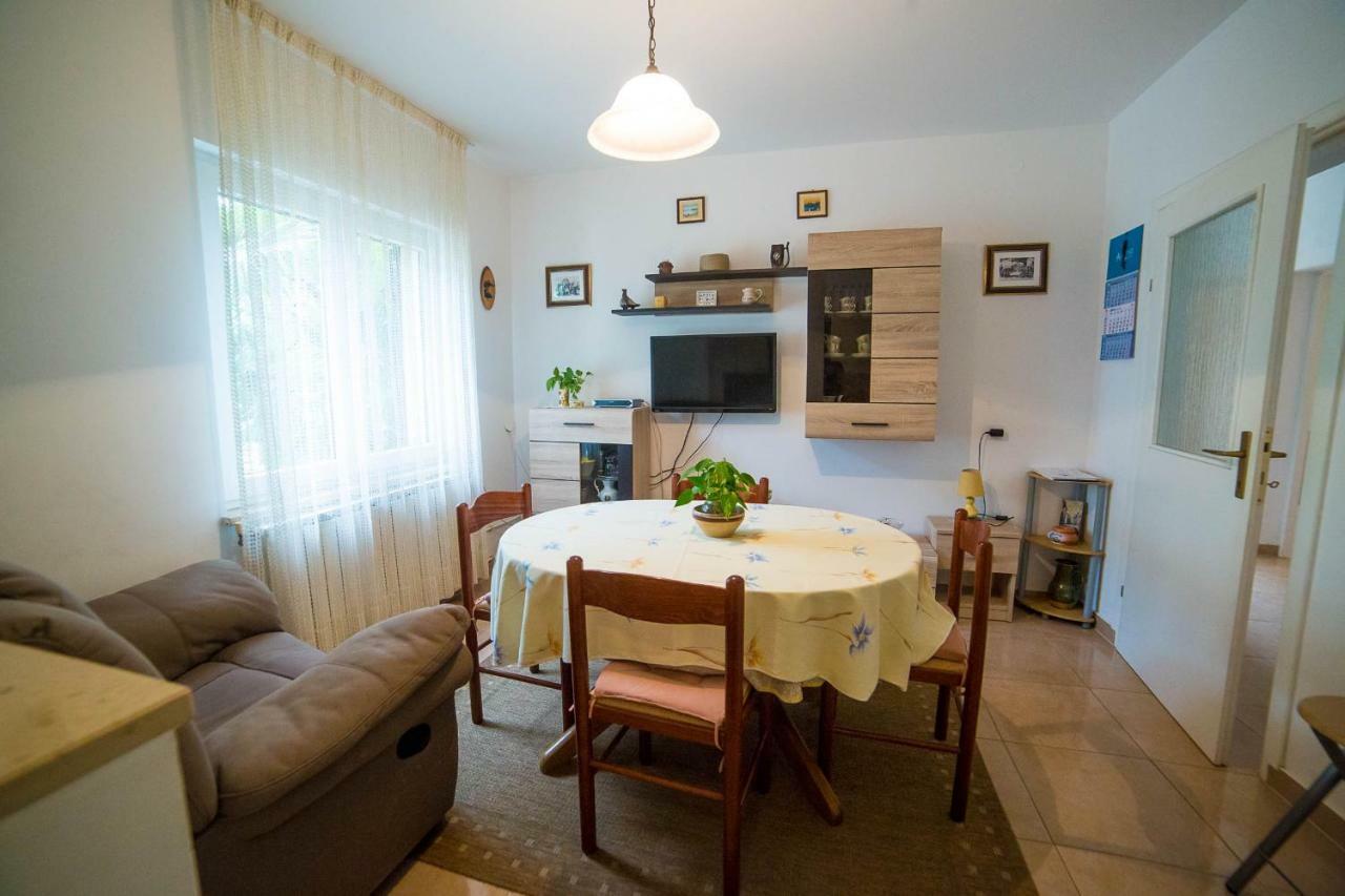 Apartments Marija Пореч Екстериор снимка