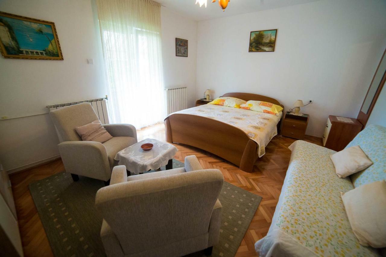 Apartments Marija Пореч Екстериор снимка