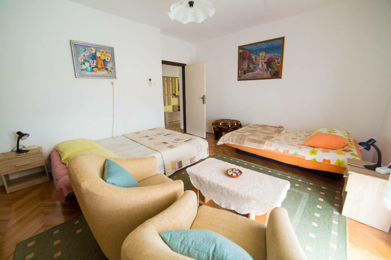 Apartments Marija Пореч Екстериор снимка