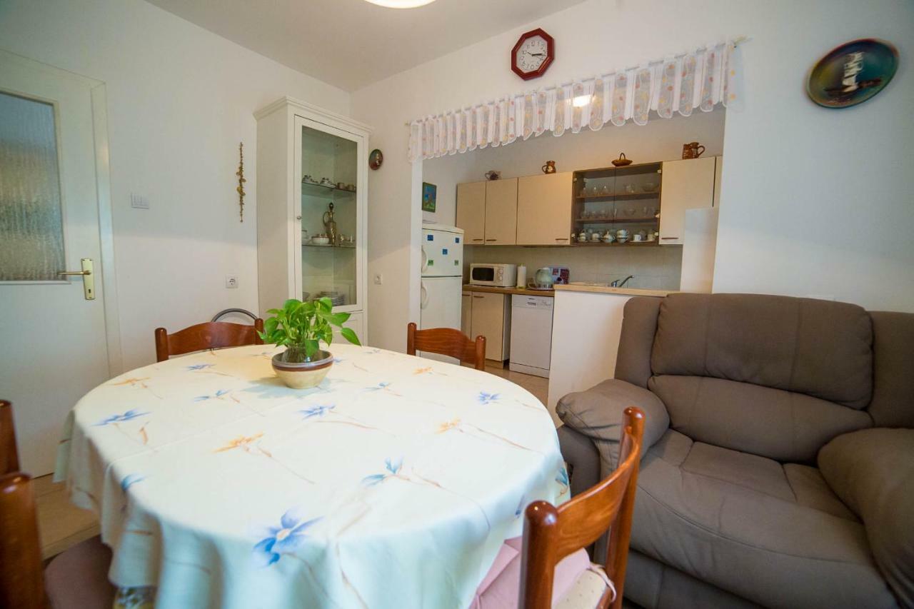 Apartments Marija Пореч Екстериор снимка